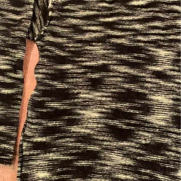 ASOS men’s size medium boxy oversized crewneck knit sweater in green and black - Picture 6 of 7